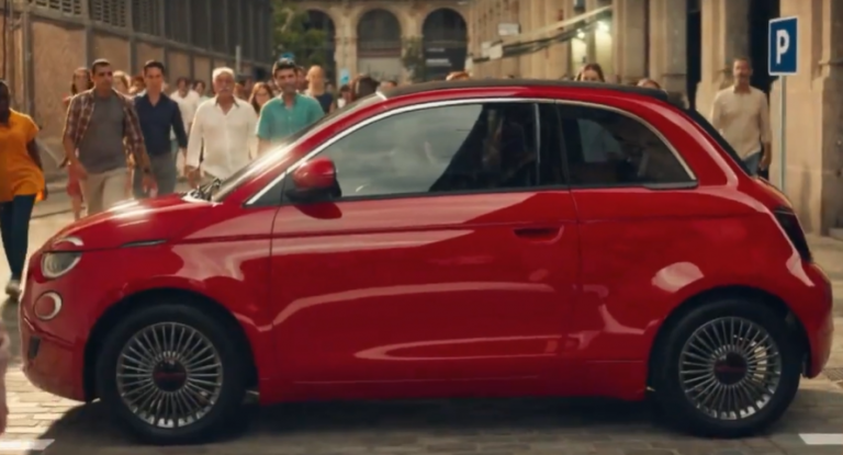Illustration de l’avis : FIAT 500 Red – Leo Burnett – Télévision – Internet