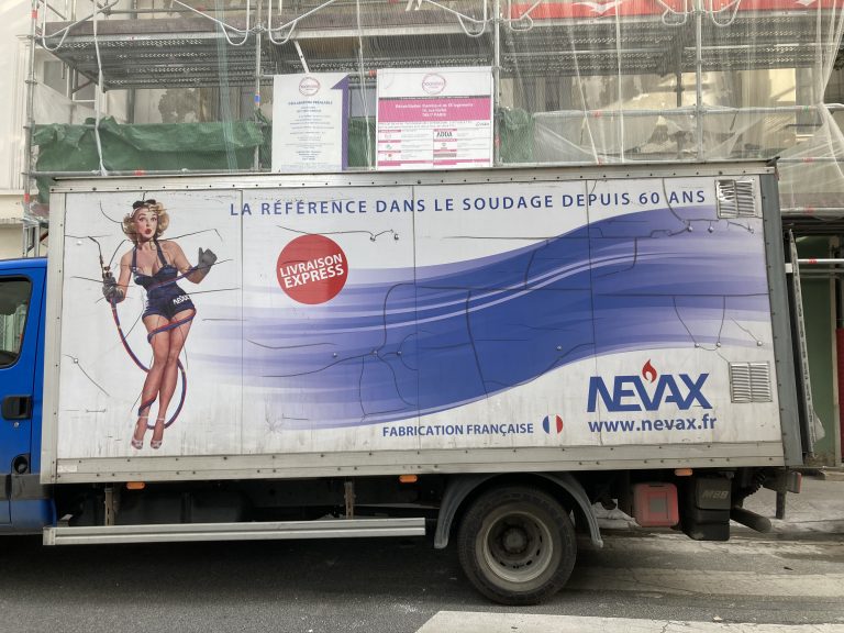 Illustration de l’avis : NEVAX – Affichage