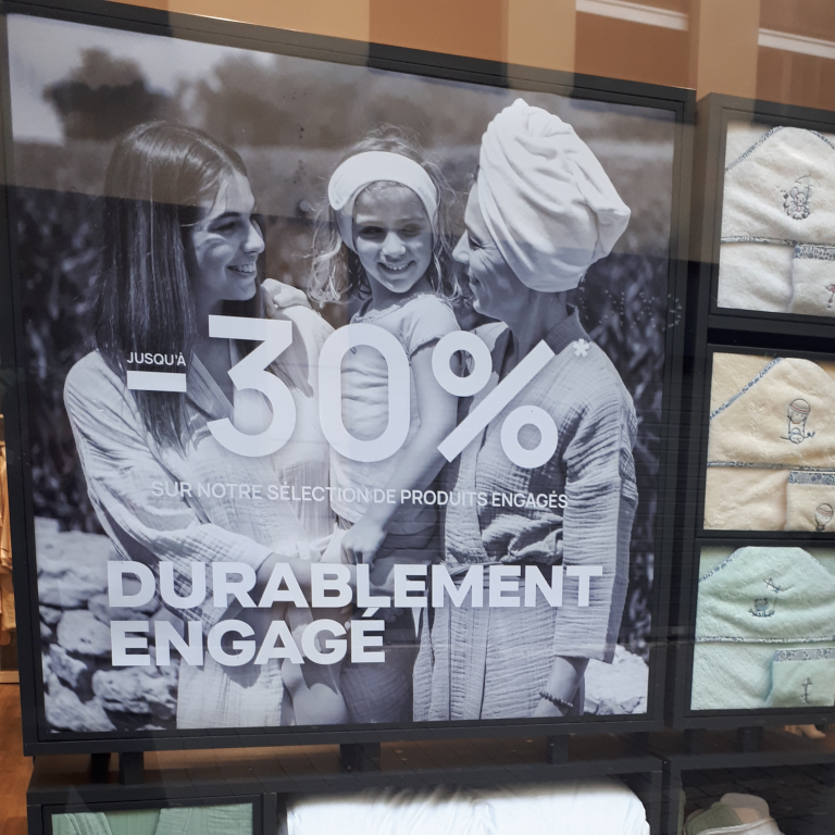 Illustration de l’avis : CARRE BLANC – Affichage